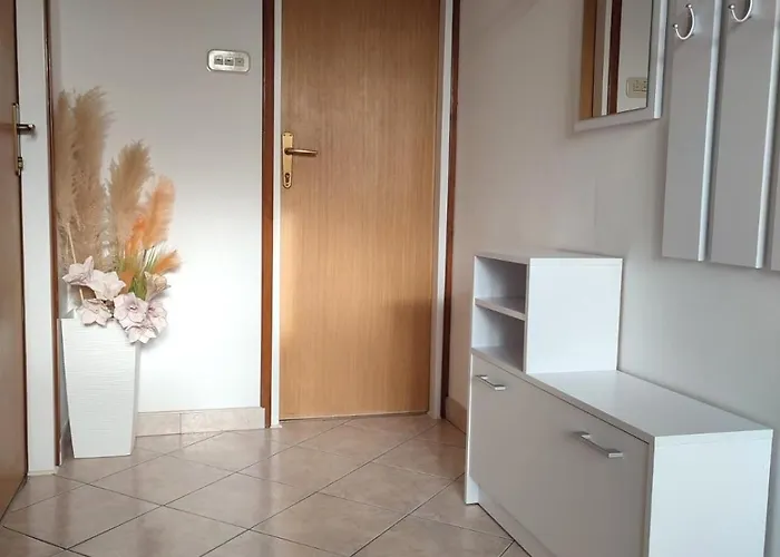 With Parking Space Palit, Rab - 22743 Apartment Rab Town